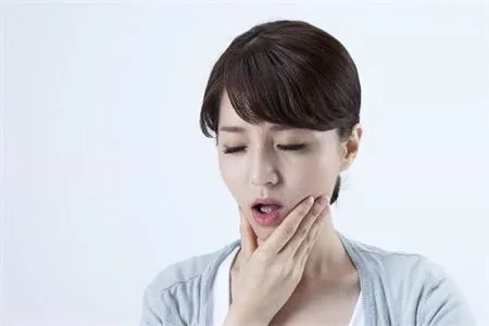 牙疼教你一分钟快速止疼，缓解牙疼的5个简单方法-第2张图片-爱薇女性网
