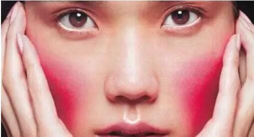 潮红和脸红有什么区别：潮红大多属于身体的病理反应-第2张图片-爱薇女性网